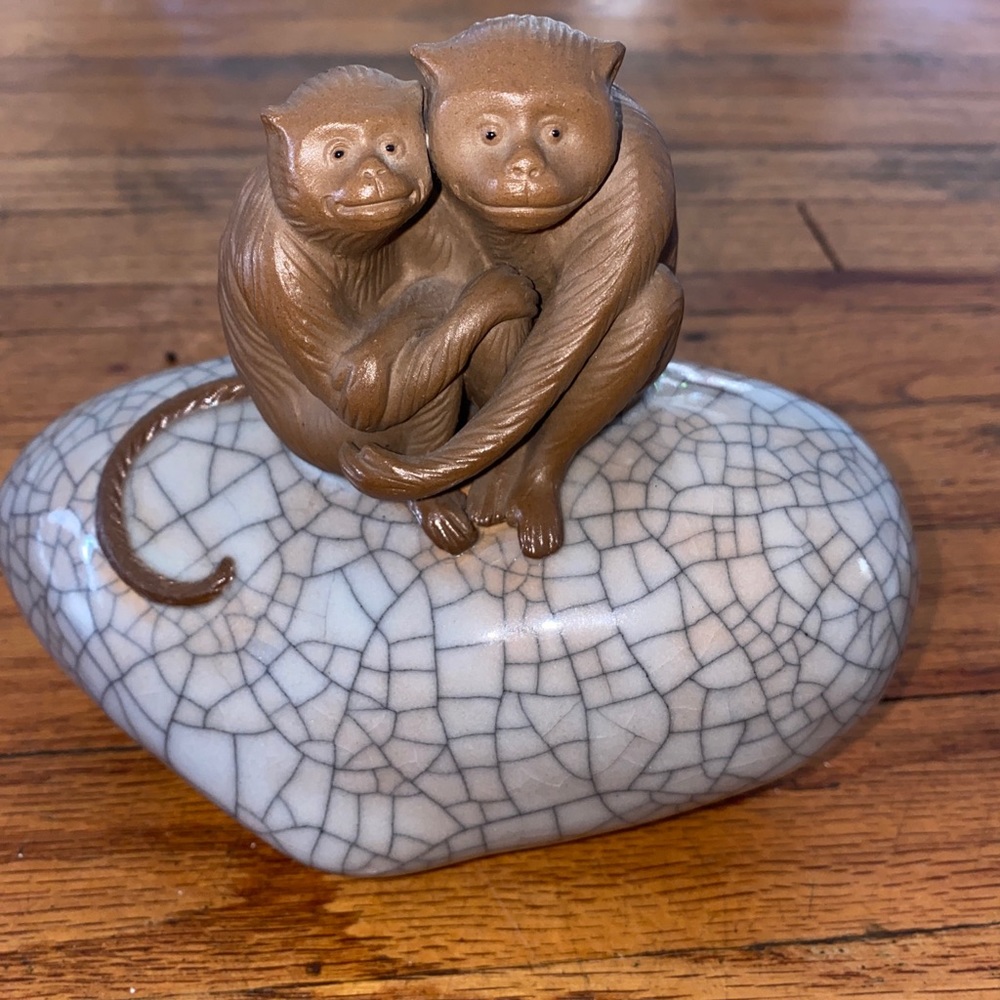 Chinaramic Enterprises Ltd figures RARE CERAMIC SCULPTURE MOTHER AND CHILD